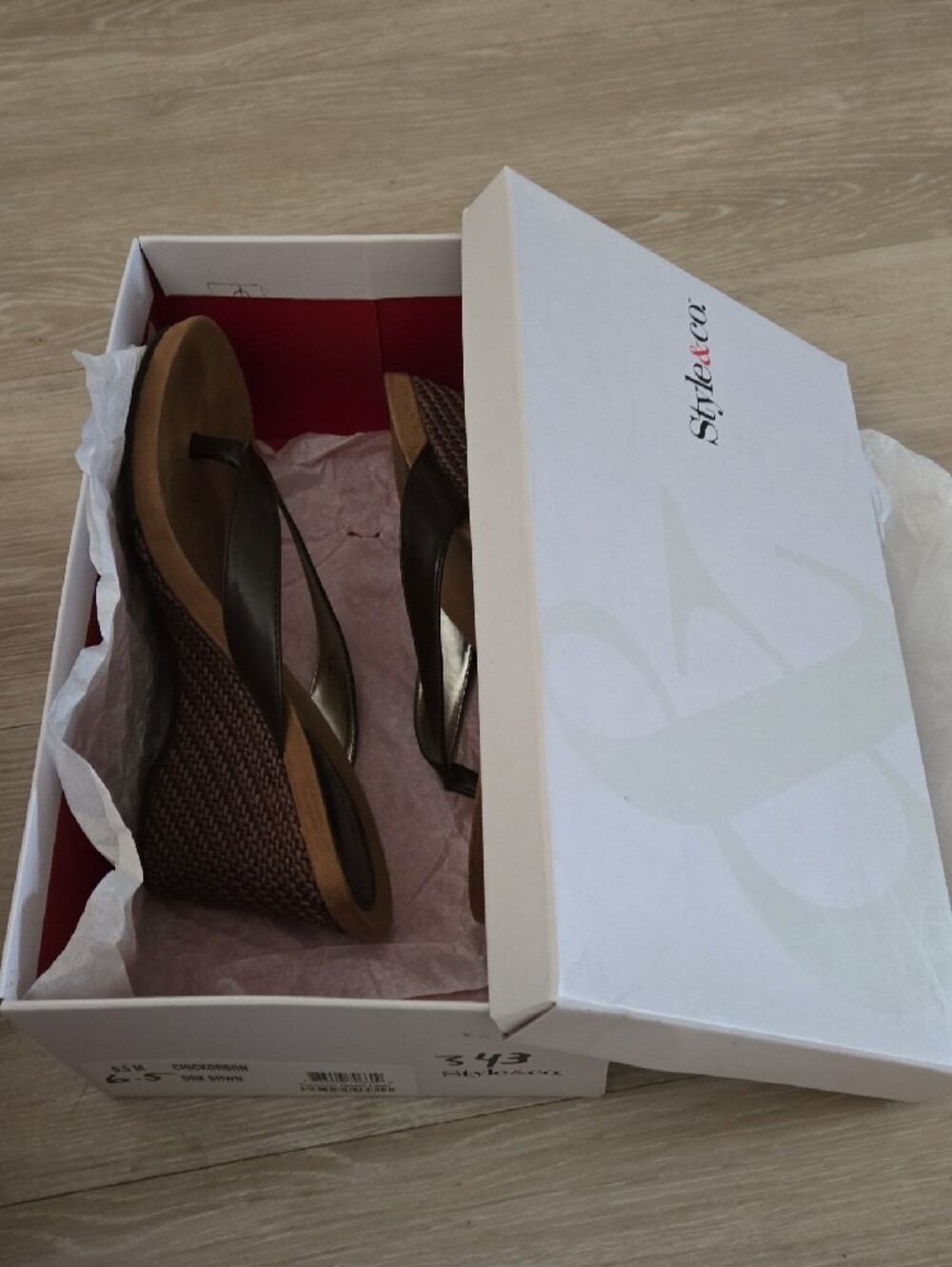 Style & Co. Women's Tan Suede Thong Sandals with Dark Brown Straps
